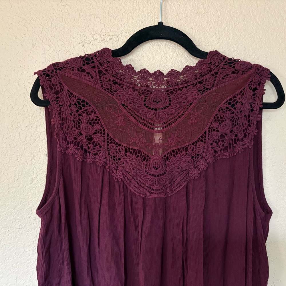 Torrid - Sleeveless Blouse with Lace Detail - Burgundy - Picture 3 of 5